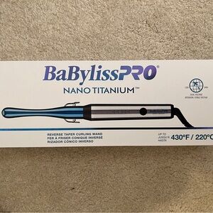 BaBylissPRO Nano Titanium Reverse Taper Curling Wand - Blue